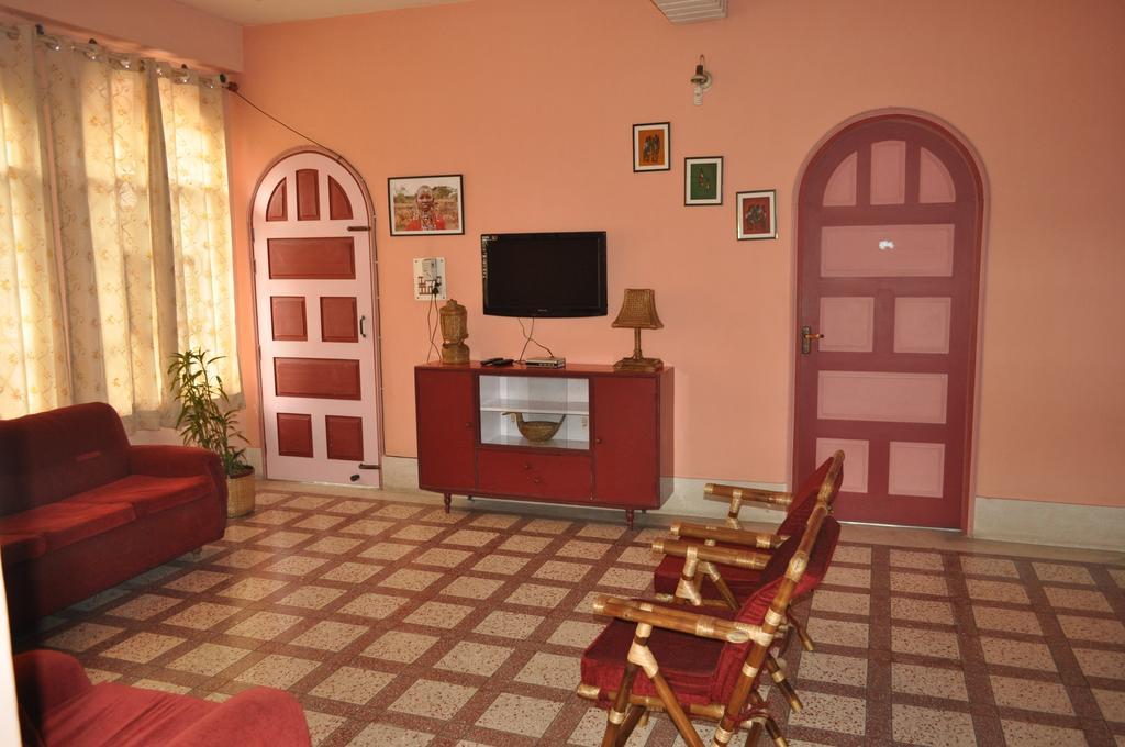Homestay Saikia Nest The Home-stay Guwahati